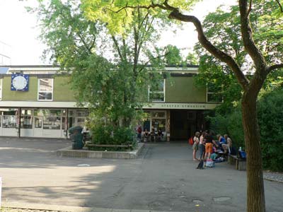 Bild: Staufer-Gymnasium Bild: Staufer-Gymnasium